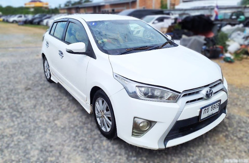TOYOTA YARIS ECO