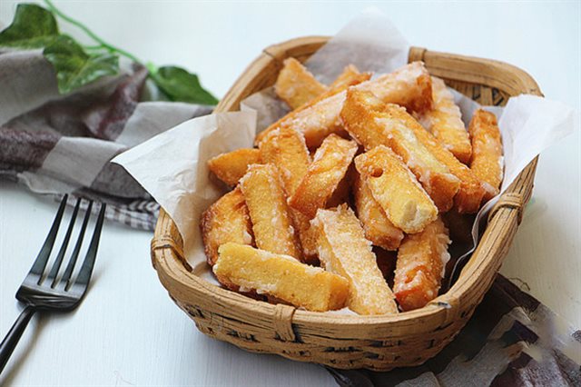 Bánh Mì Sandwich Chiên Giòn Ngào Đường