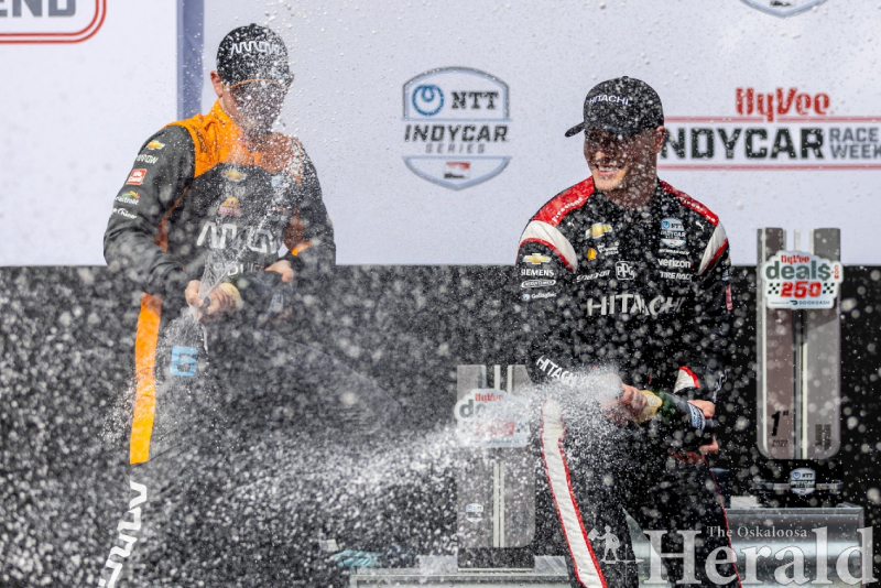 Josef Newgarden vence em Iowa e se aproximada da liderança do campeonato