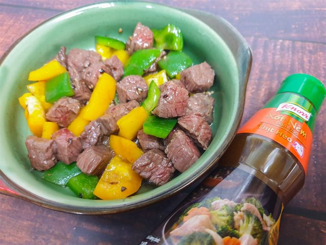 Bò Lúc Lắc Xốt Nêm