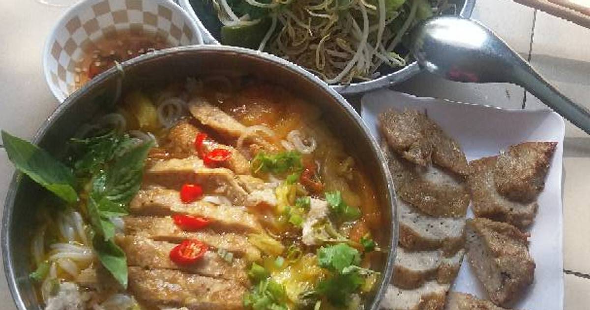 Bún chả cá rựa nhà làm