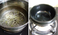 Tiếp tục dùng chảo đó, xào qua lần lượt giá đỗ, nấm đông cô, cà rốt cho chín.