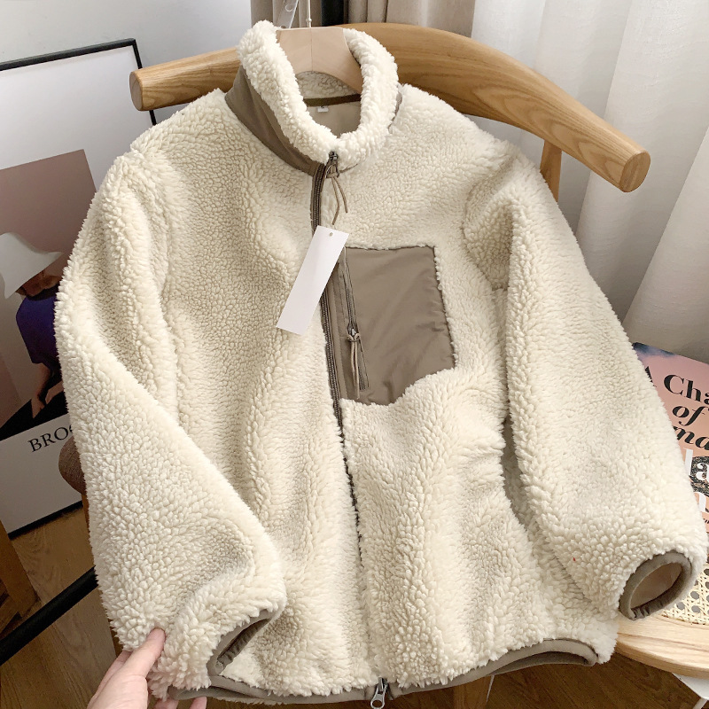 Lässige Damen-Jacke aus Lammfell-Imitat mit Reißverschluss