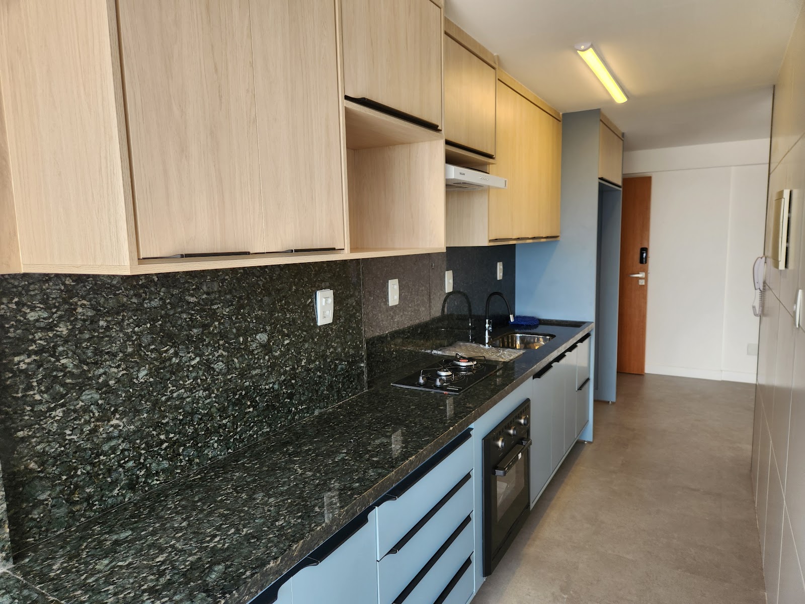 Apartamento, Itapuã