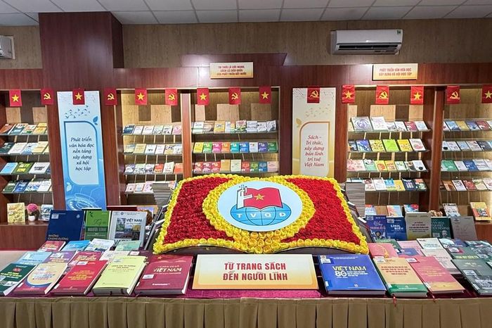 Khai mạc Ngày Sách và Văn hóa đọc Việt Nam lần thứ 5 trong Quân đội nhân dân Việt Nam - Báo Văn hóa