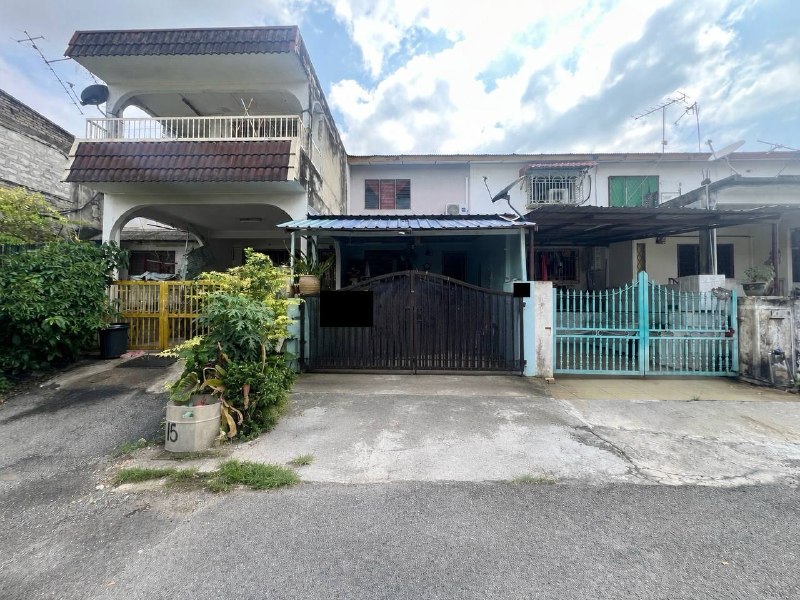 Double Storey Low Cost, Taman Bukit Baru, Kajang — Taman Bukit Baru, Kajang, Selangor