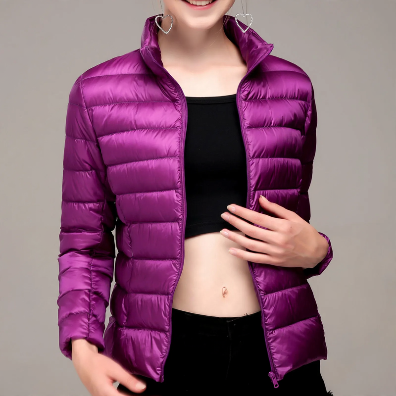 Women's puffer jacket, short, fitted, with synthetic insulation