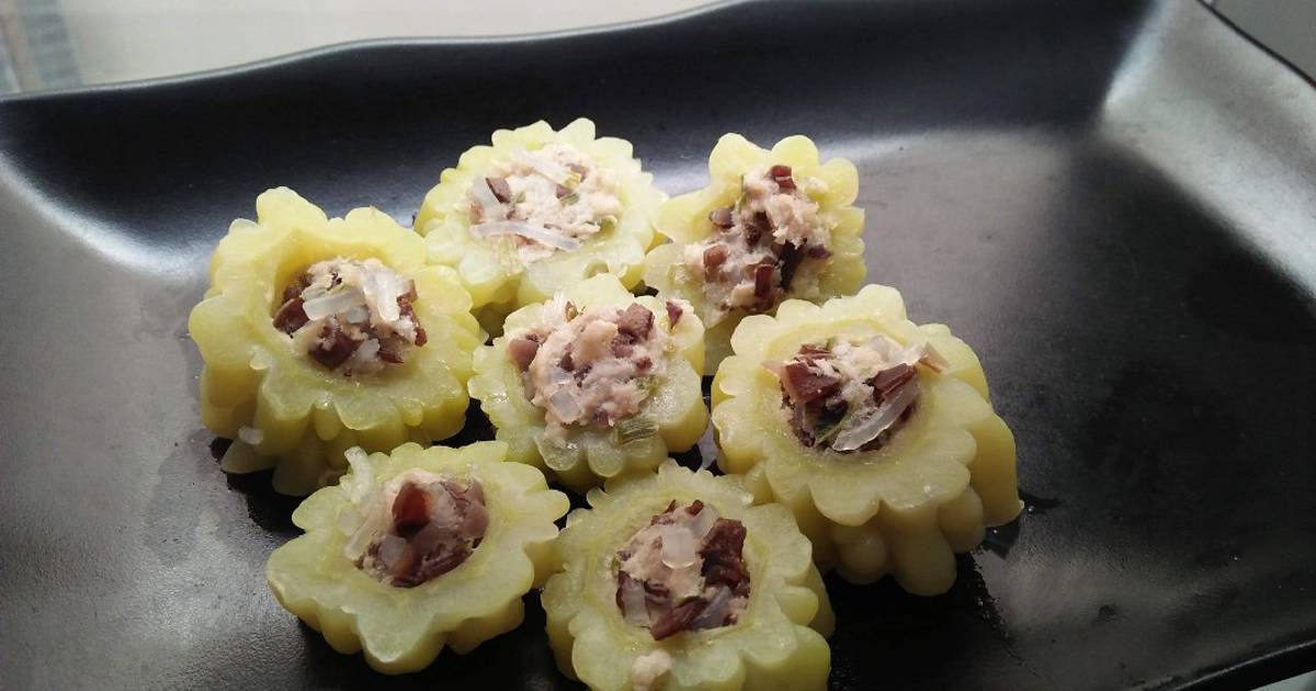 Mướp đắng nhồi thịt hấp cho bé