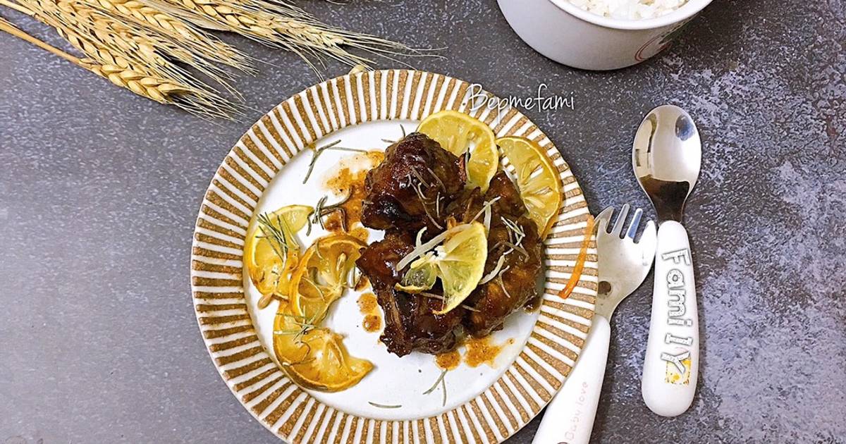 Sườn nướng ngũ vị hương cho bé