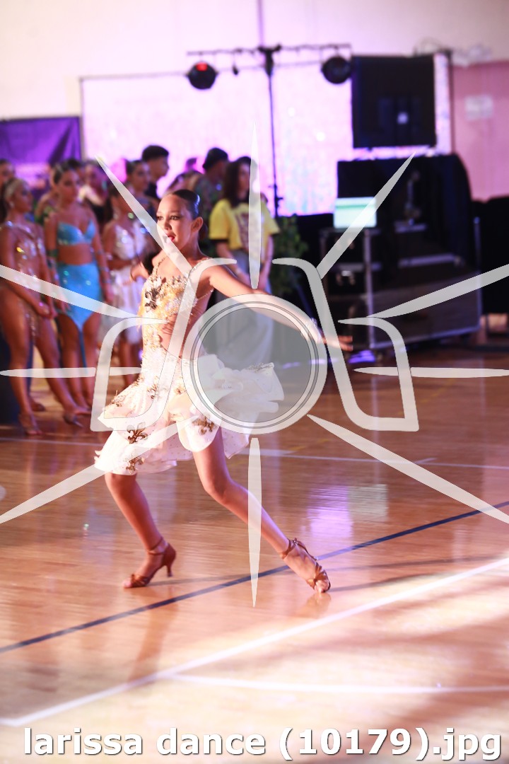 larissa dance (10179).jpg