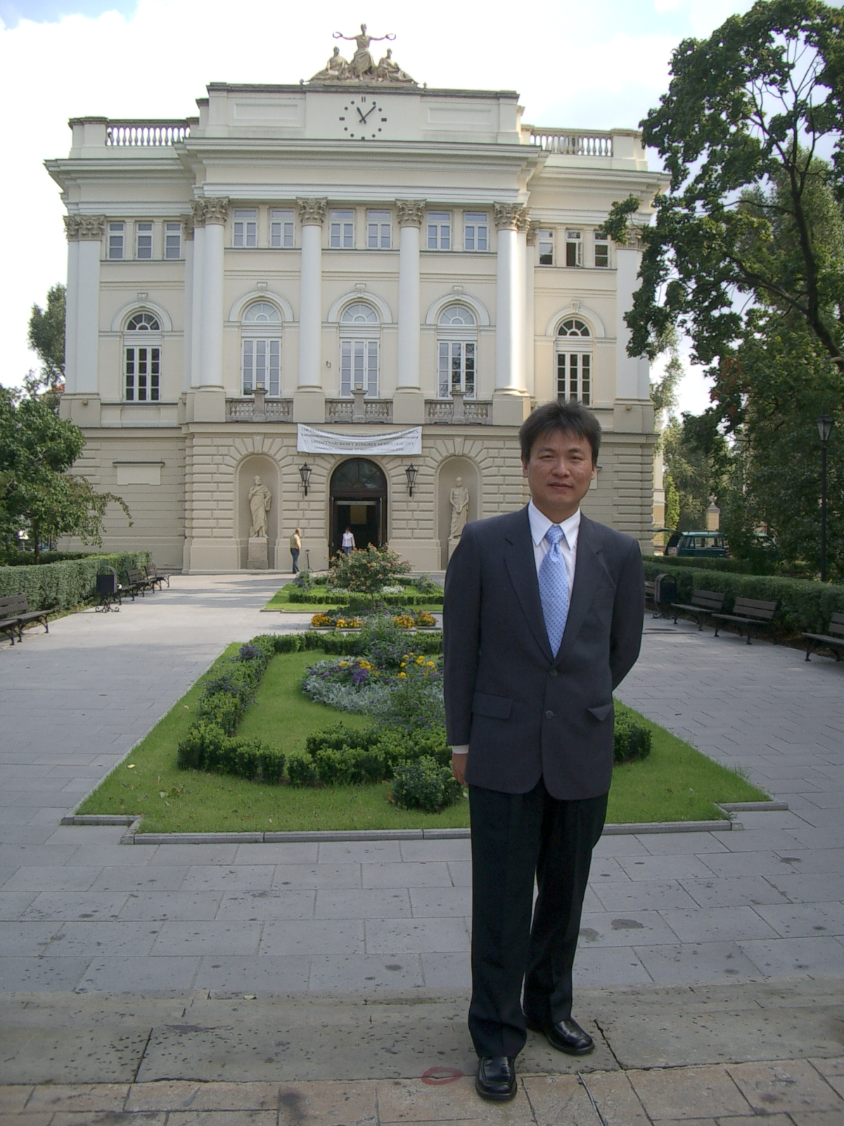 同心和睦心理治療所龔建榮執行長