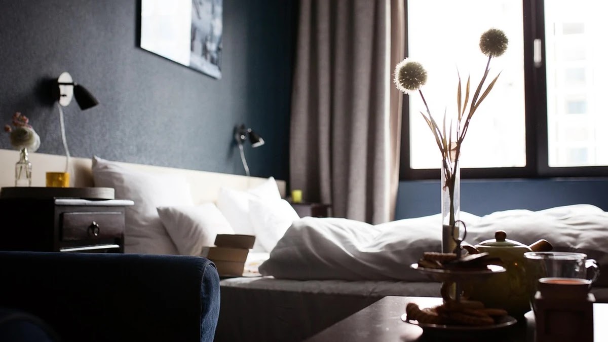 국내외 리조트와 호텔 예약 시 환불 정책과 추가 비용 조건 비교