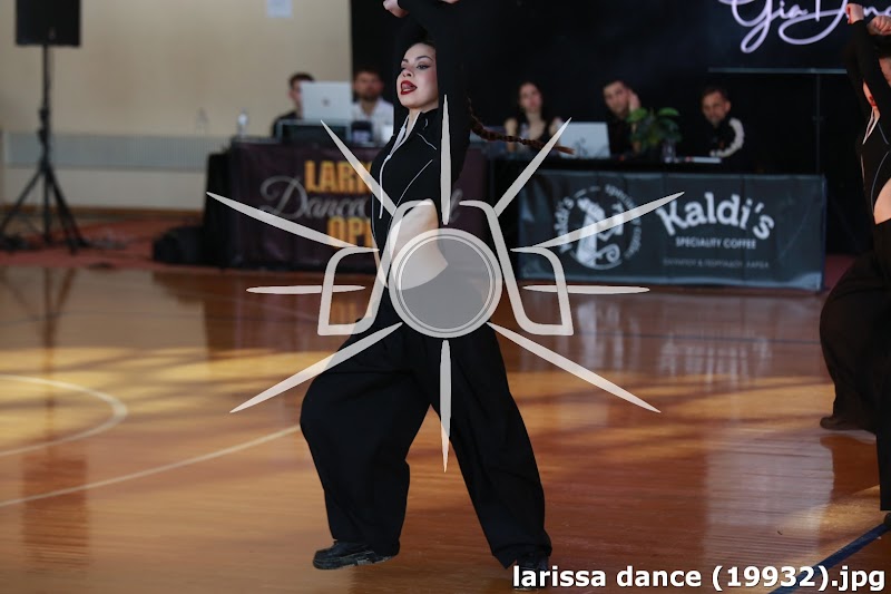 larissa dance (19932).jpg