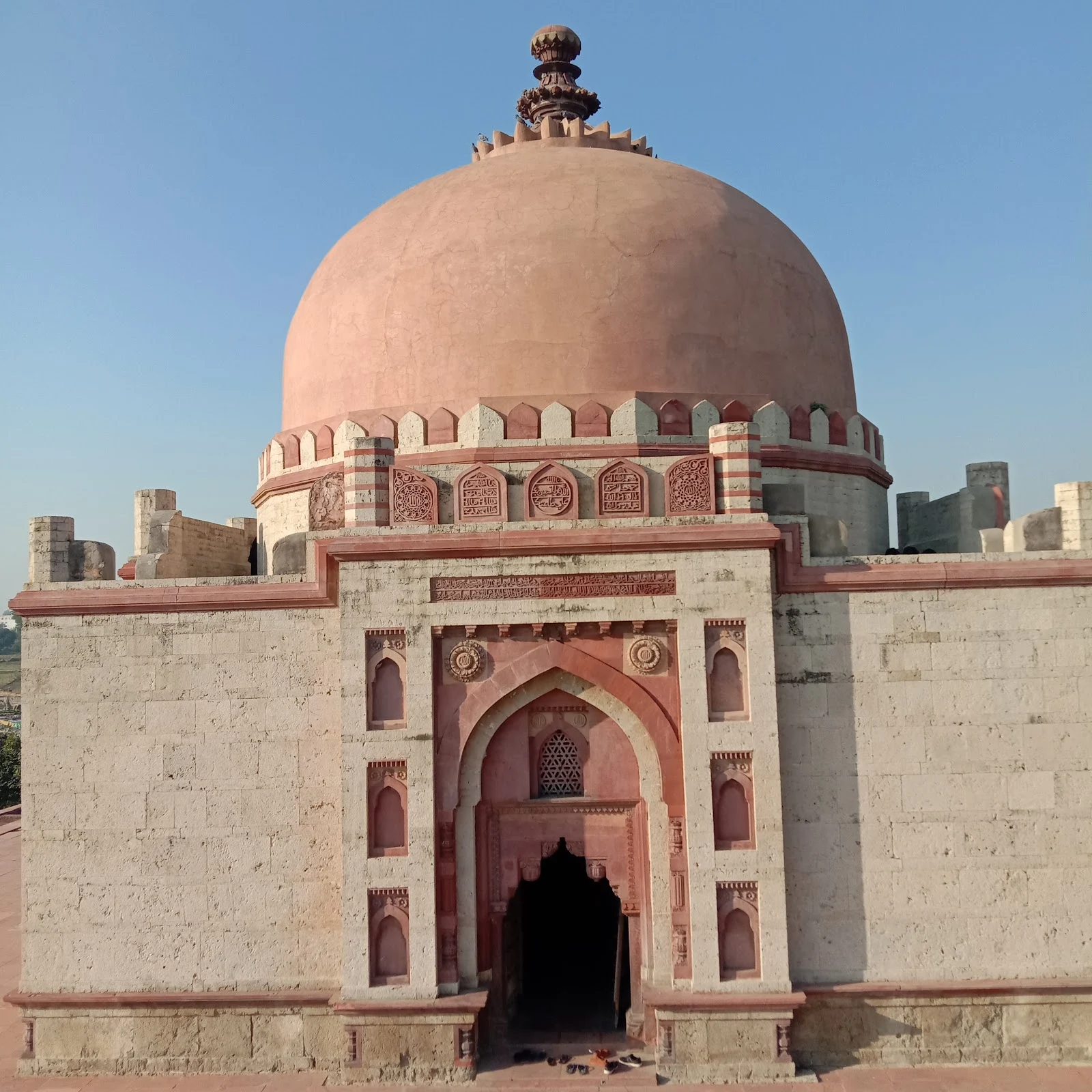 Tomb of Khwaja Khizr