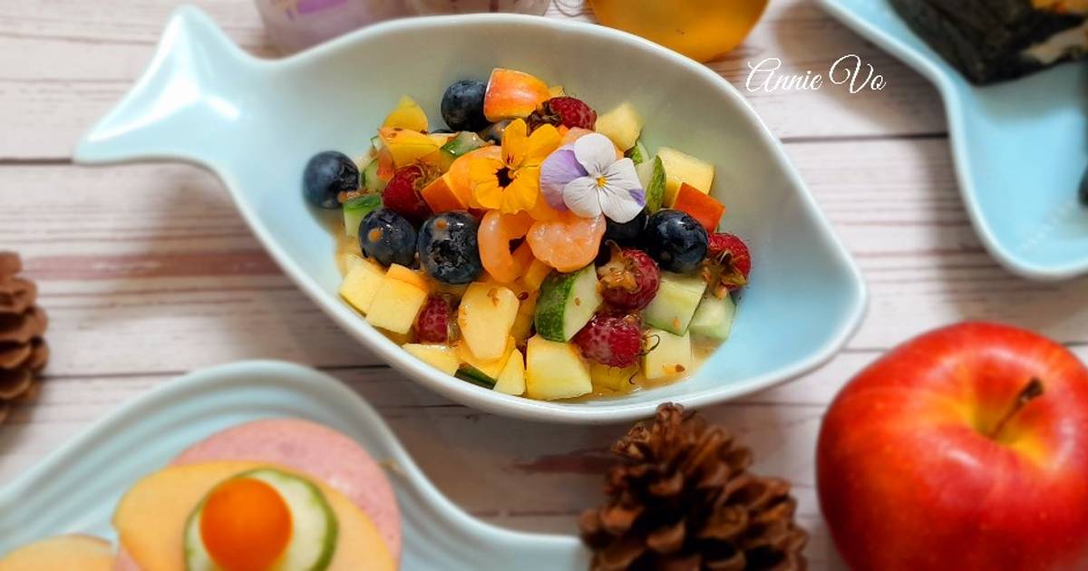 Salad táo sốt mè rang