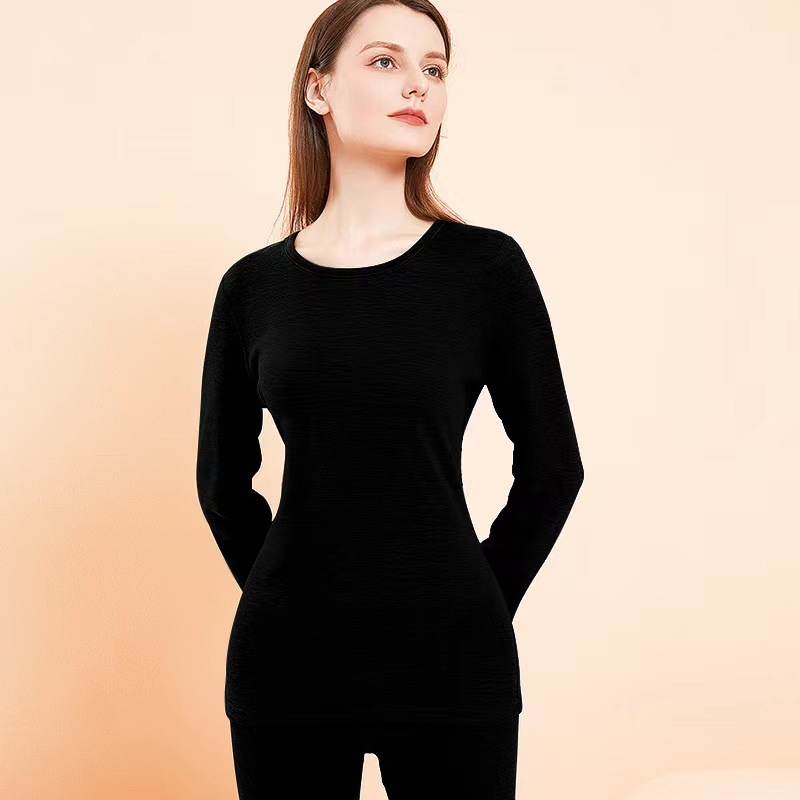Insulated thermal underwear set for men and women