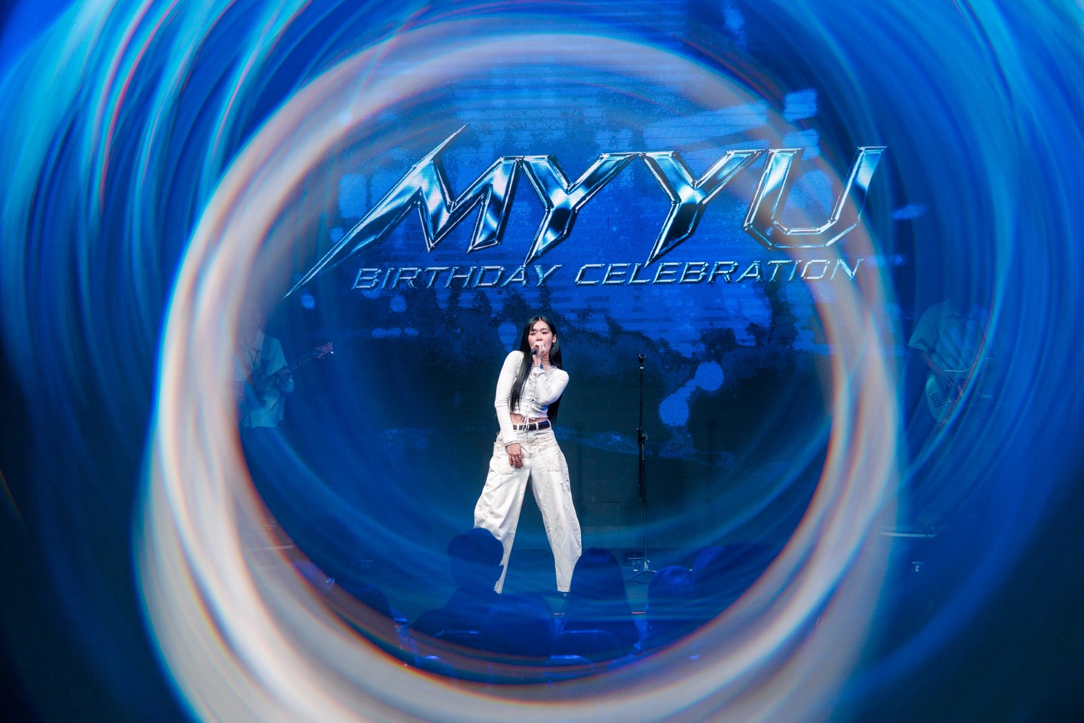 ฉลองวันเกิด 27 ปี “มายยู-กวิสรา” ปล่อย Moment เพียบ! ในแฟนมีตมินิคอนเสิร์ต MYYU’s Birthday Celebration ภาพที่ 8