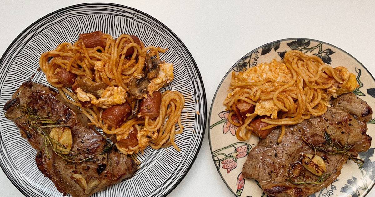 Steak và mì ý