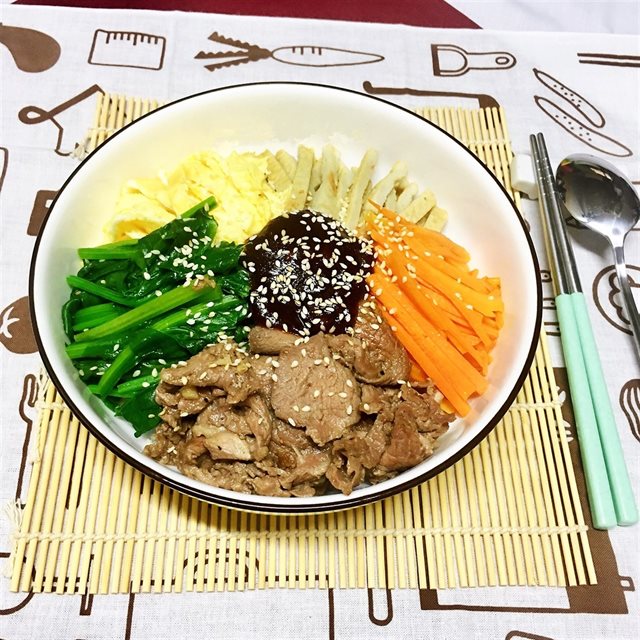 Miến Trộn Hàn Quốc Hấp Dẫn