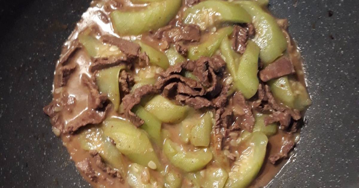 Thịt bò xào mướp
