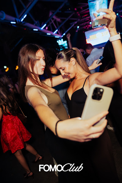 Fomo Club (14).jpg