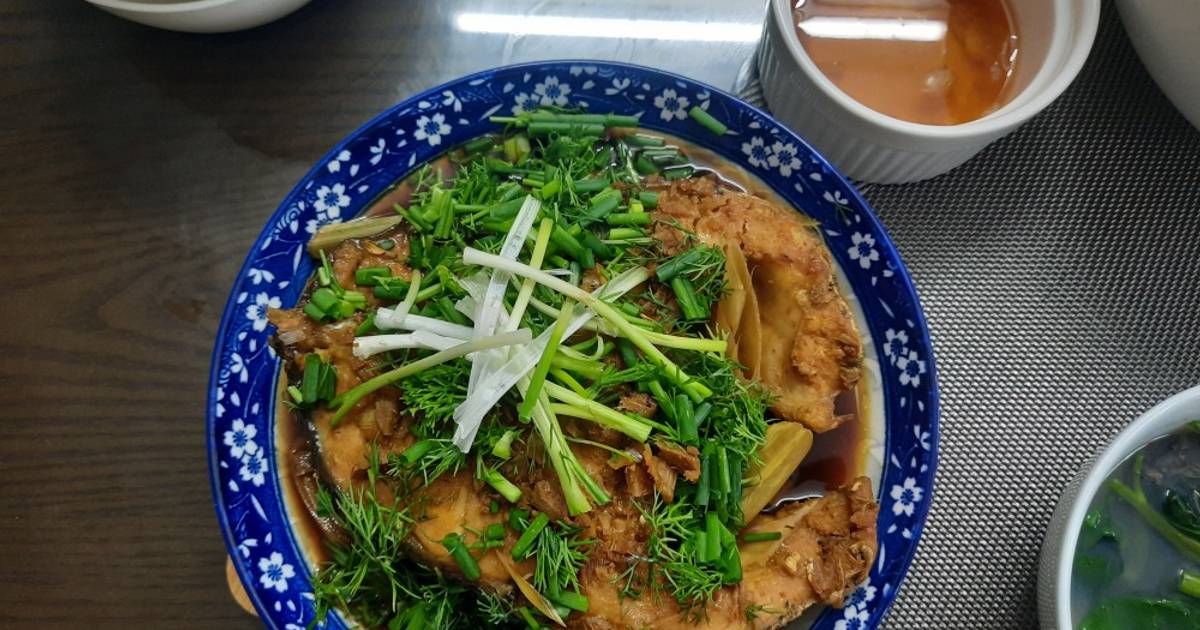 Cá song (mú) hấp xì dầu riềng sả