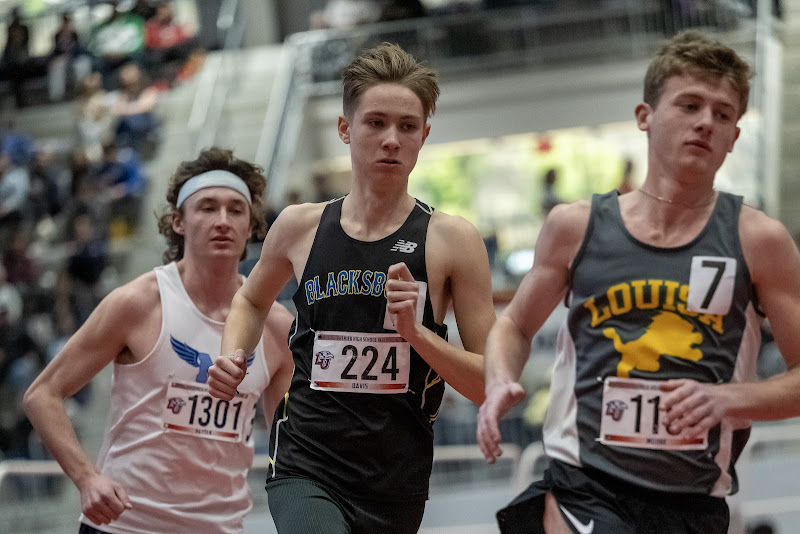 Photo from HS: Indoor Track & Field of Zach Davis