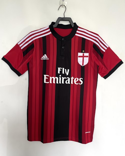 Equipación local del AC Milan 2014-15.jpeg
