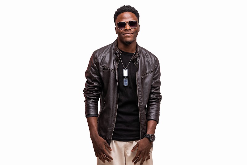 DEEJAY KLVN — Press Shot