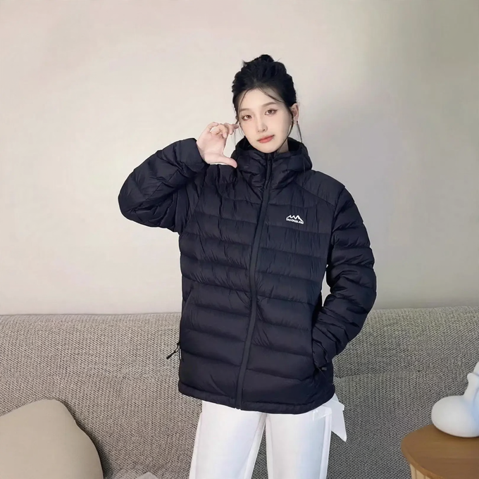Lightweight down jacket for men and women