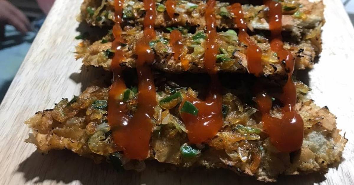 Bánh mì nướng ruốc (phiên bản bánh mì dư nên đem ra nướng ^^)