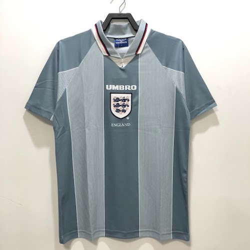 Equipación de visitante de Inglaterra de 1996.jpeg