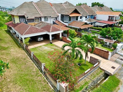 End Lot Double Storey Terrace Bangi Golf Resort, Bandar Baru Bangi — foto 4/10