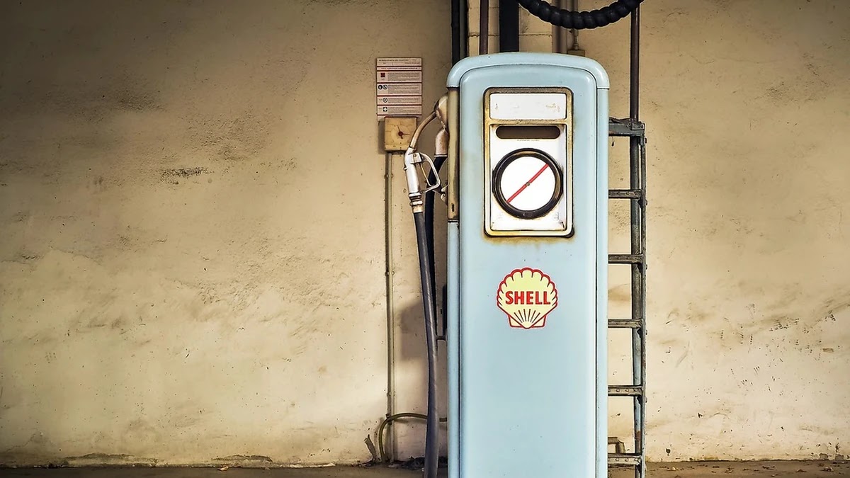 전기차와 내연기관차 유지비 비교: 연료비부터 정비비까지