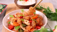 Gân Bò Xào Ngũ Sắc