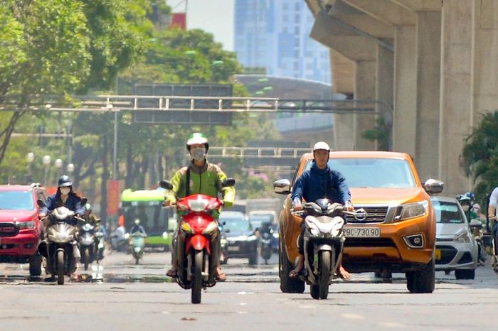 Thời tiết 12/4: TP. Hà Nội có mưa dông vào chiều và đêm - Đài Phát thanh và truyền hình Hà Nội