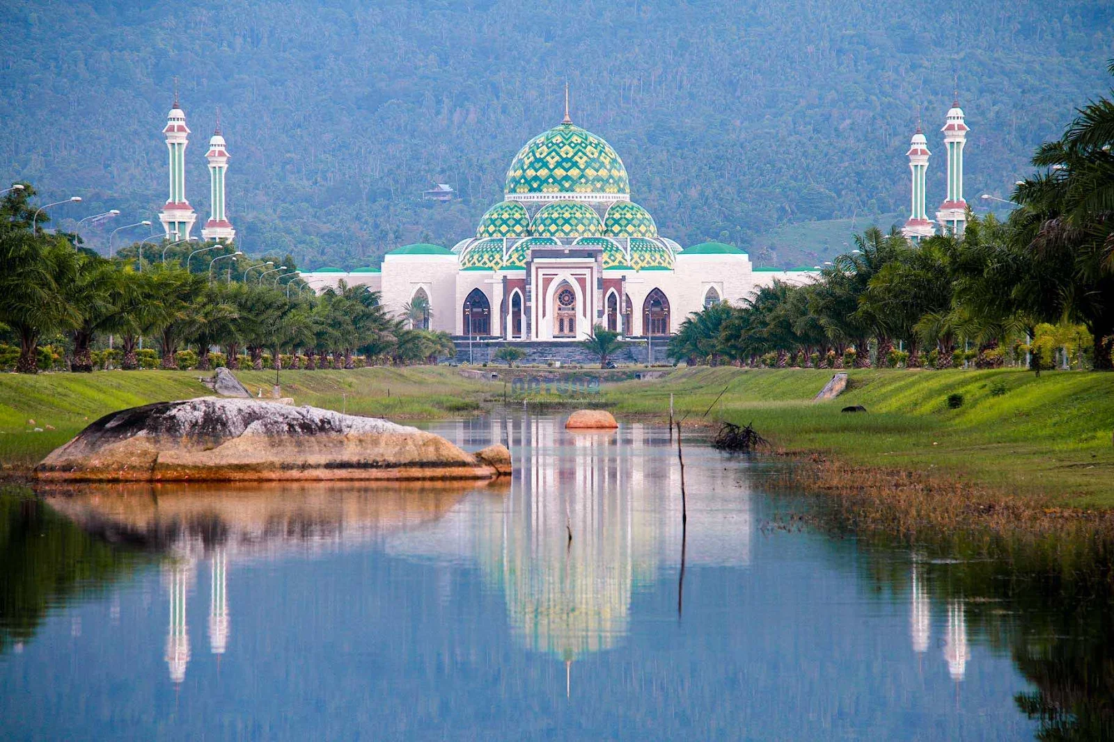 Natuna: Pintu Barat Indonesia yang Menyimpan Kekayaan Budaya dan Alam