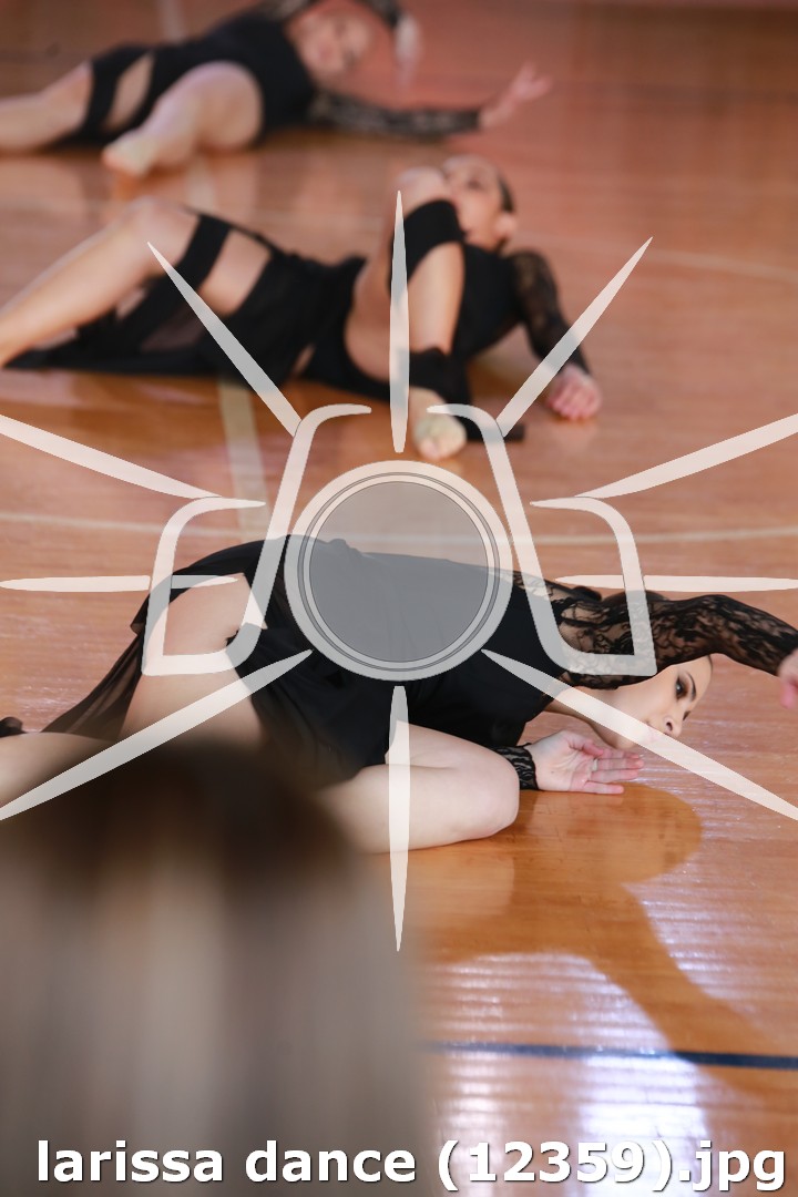 larissa dance (12359).jpg