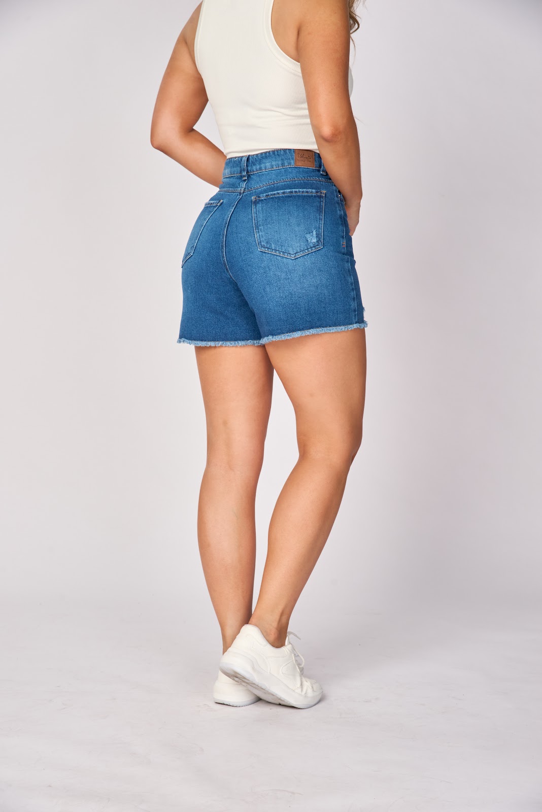 Short largo licrado azul claro en denim stretch - Vista 5