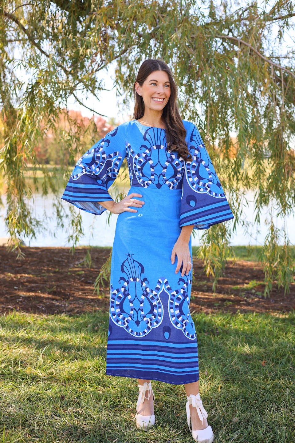 Amanda Chalas in Camelia Harbor Azure