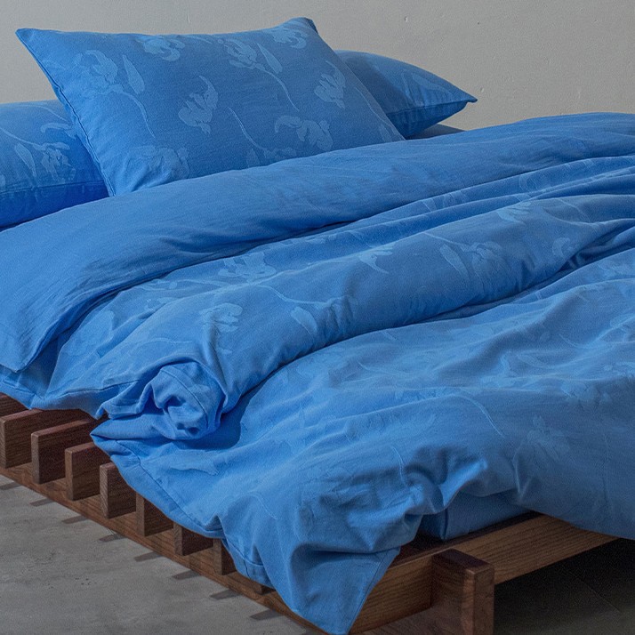 Cotton bedding set with jacquard pattern