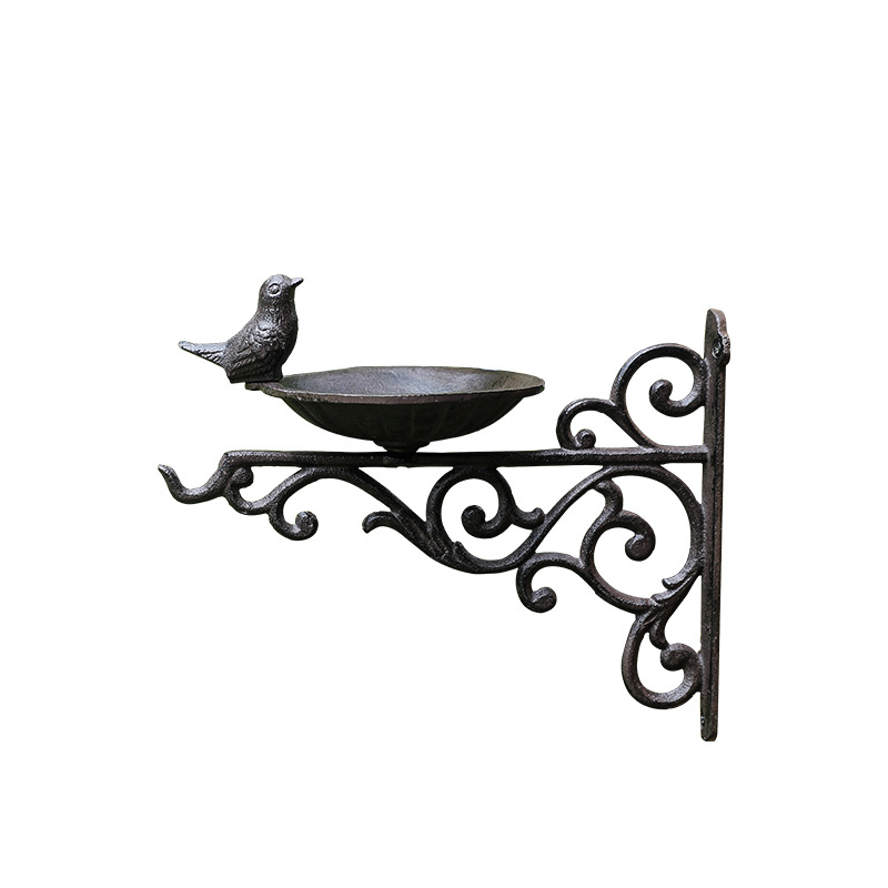 Decorative wall-mounted birdbath made of cast iron in European style