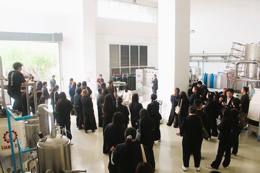 คณะของรองนายกรัฐมนตรีและรัฐมนตรีว่าการกระทรวงการอุดมศึกษา วิทยาศาสตร์ วิจัยและนวัตกรรม และรัฐมนตรีว่าการกระทรวงการพัฒนาสังคมและความมั่นคงของมนุษย์