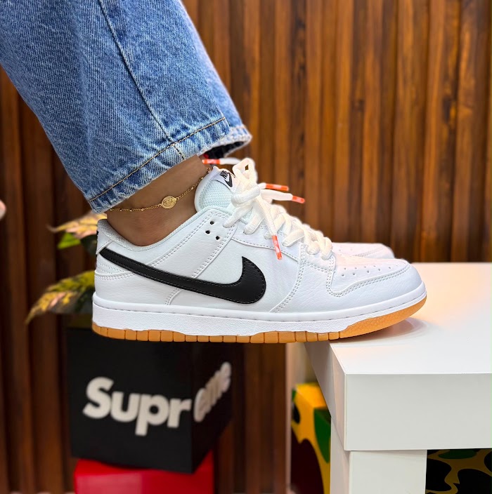 Nike SB Dunk Low Blancos