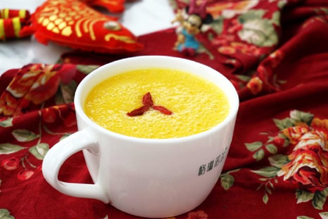 Súp Bí Đỏ Nấm Tuyết