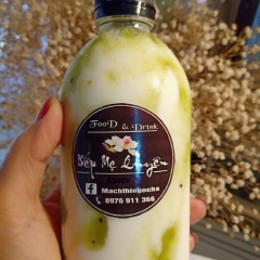 Tèn ten, sản phẩm đã hoàn thành. Sữa chua uống vừa ngon vừa tốt cho sức khỏe, khi kết hợp với các loại mứt trái cây thì hương vị lại vô cùng thơm ngon. Sữa chua khi cho vào những chai nhựa dễ thương như thế này không chỉ người lớn mà chắc chắn những em bé cũng sẽ rất thích. Bạn có thể làm để bổ sung vitamin cho các bé. Chúc các bạn thành công!
