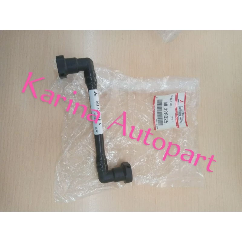 Lampu Stop Belakang Triton MN157914 913: Solusi Masalah Lampu Mobil
