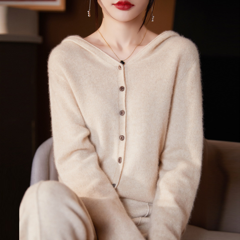 Women's merino wool cardigan with hood