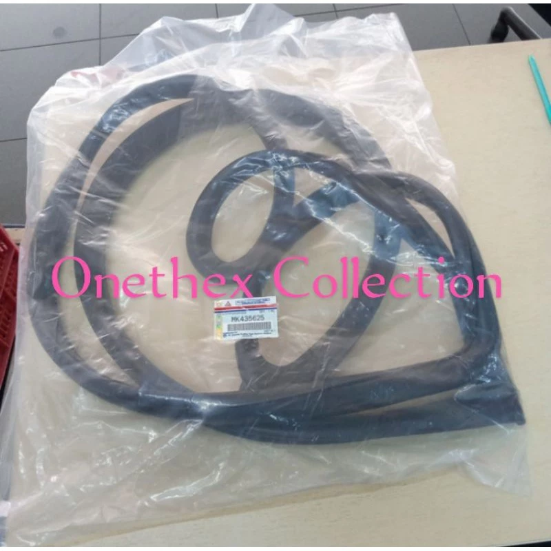 Karet Kaca Depan Canter Original Mitsubishi MK435625: Solusi Tepat untuk Kenyamanan Berkendara
