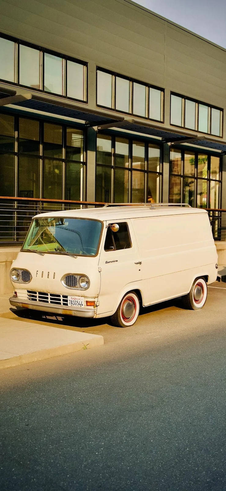 Vintage White Ford Econoline Van - Film Photography iPhone Wallpaper (998x2160)